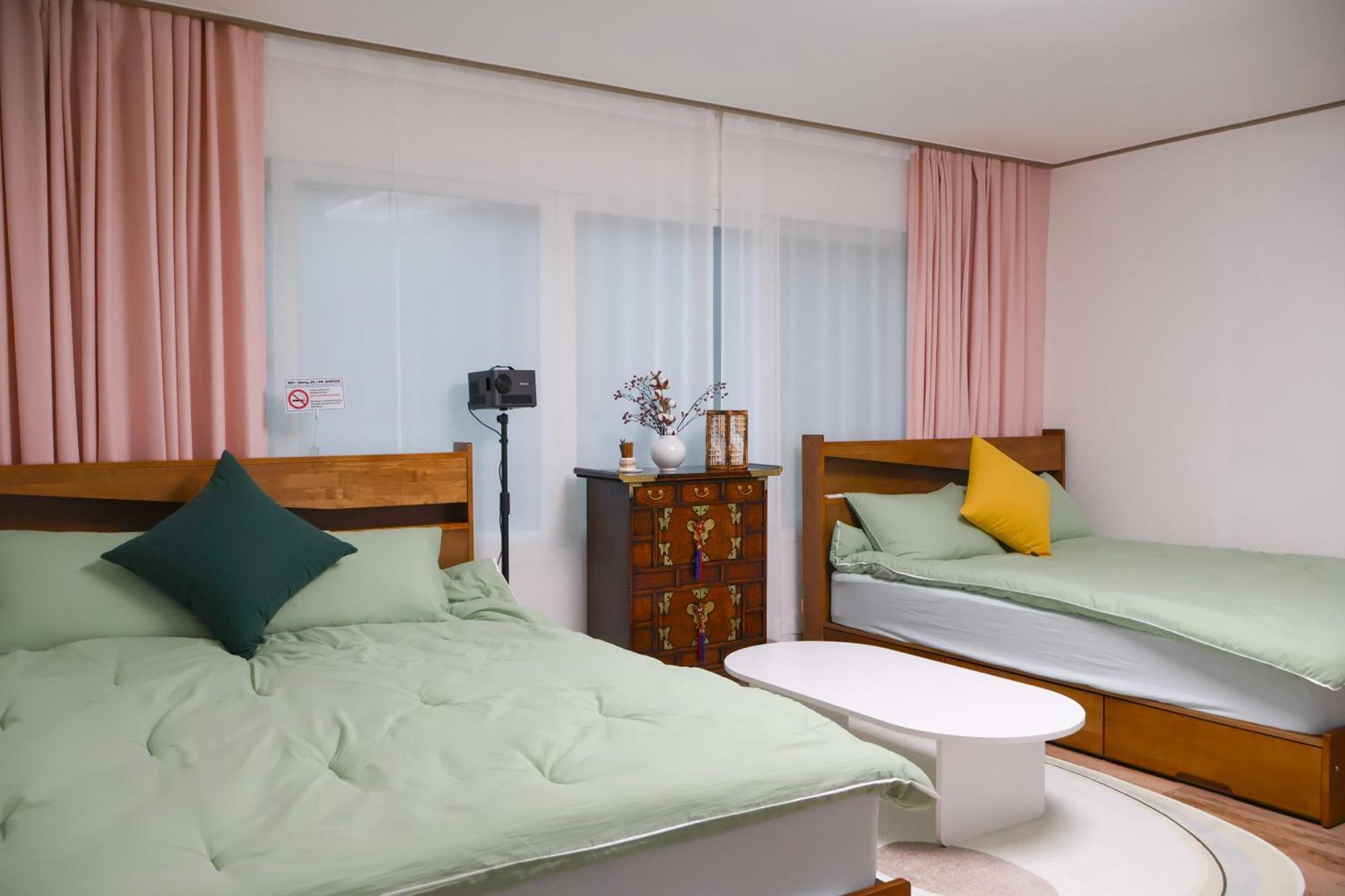 Jb Stay#Hongdae & Sinchon 10Min#Double Room 서울특별시 외부 사진