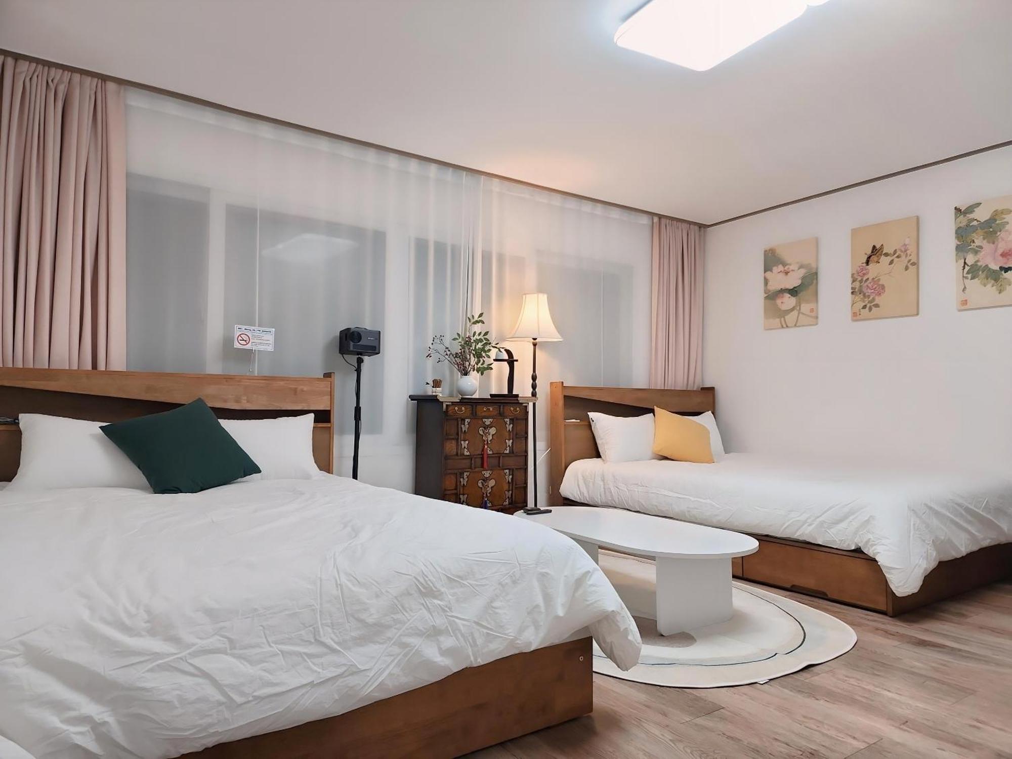 Jb Stay#Hongdae & Sinchon 10Min#Double Room 서울특별시 외부 사진